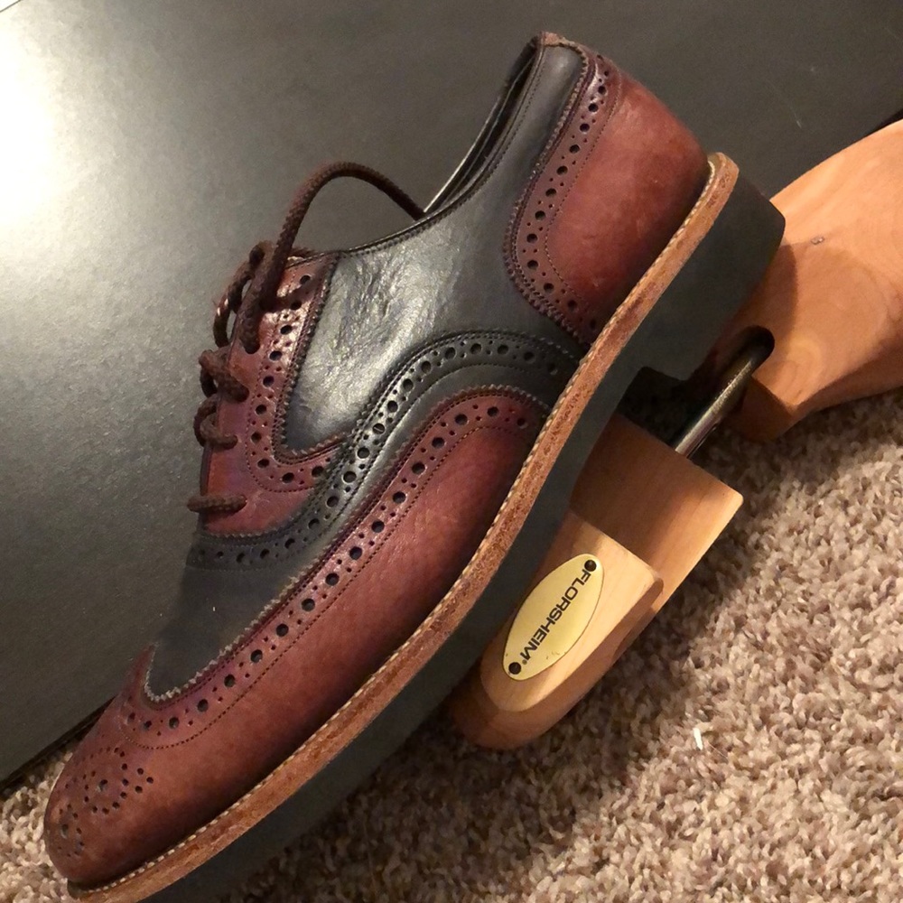 Men’s dress shoes